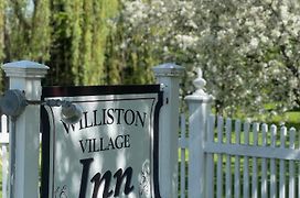 Williston Village Inn