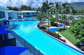 Pool Resort Port Douglas