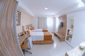 Profissionalle Hotel São Luís