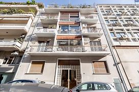 Cozy Apartment In Kolonaki Athens - Sleeps 5