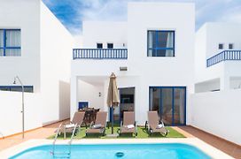 Luxury 3-Bedroom Villa With Private Pool In Marina Rubicon, Playa Blanca, Lanzarote