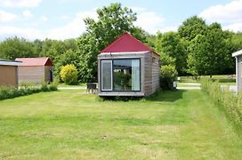 Tiny Cottage op Camping De stal