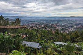 Eagle View Lodge - Kigali