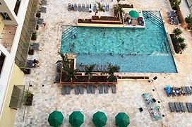 Hot Beach Suite Olimpia Multi