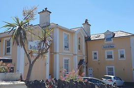 Heathcliff House B&B Exclusively For Adults Free Large Carpark