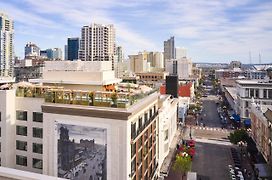 Ac Hotel By Marriott San Diego Downtown Gaslamp Quarter