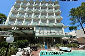 Hotel Monaco - B&B Parcheggio Incluso