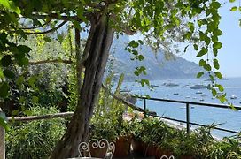 La Dolce Vita A Positano Boutique Hotel