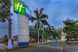 Holiday Inn Express Villahermosa, An Ihg Hotel