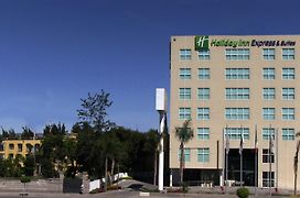 Holiday Inn Express & Suites Queretaro, An Ihg Hotel