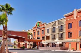 Holiday Inn Express Hotel And Suites - Henderson, An Ihg Hotel