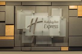 Holiday Inn Express - San Antonio Airport, An Ihg Hotel