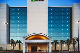 Holiday Inn Express Hotel & Suites Virginia Beach Oceanfront, An Ihg Hotel