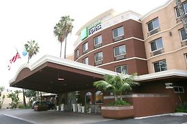 Holiday Inn Express San Diego South - Chula Vista, An Ihg Hotel