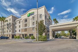 Holiday Inn Express Hotel & Suites Clearwater Us 19 North, An Ihg Hotel