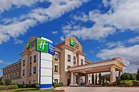 Holiday Inn Express & Suites Victoria, An Ihg Hotel