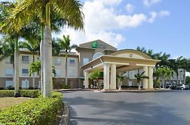 Holiday Inn Express & Suites Florida City-Gateway To Keys, An Ihg Hotel