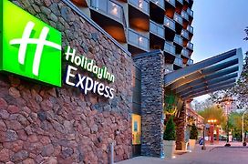 Holiday Inn Express Edmonton Downtown, An Ihg Hotel