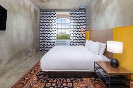 Nylo Las Colinas Hotel, Tapestry Collection By Hilton
