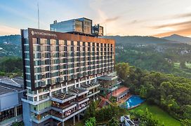 Intercontinental Bandung Dago Pakar, An Ihg Hotel