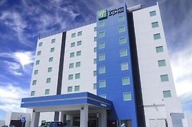 Holiday Inn Express Merida, An Ihg Hotel