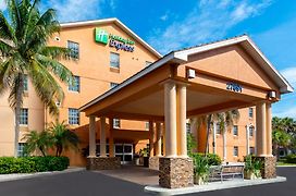 Holiday Inn Express Hotel & Suites Bonita Springs/Naples, An Ihg Hotel