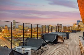 Cambria Hotels Boston Downtown - Seaport