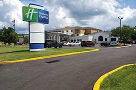 Holiday Inn Express Hotel Pittsburgh-North/Harmarville, An Ihg Hotel
