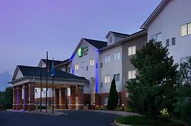 Holiday Inn Express & Suites Charlottesville - Ruckersville, An Ihg Hotel