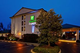 Holiday Inn Express Nashville-Hendersonville, An Ihg Hotel