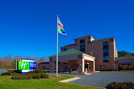 Holiday Inn Express Easton, An Ihg Hotel