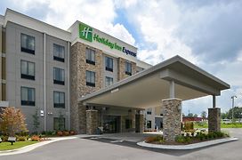 Holiday Inn Express And Suites Bryant - Benton Area, An Ihg Hotel