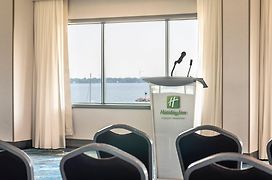 Holiday Inn Kingston - Waterfront, An Ihg Hotel