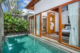 S18 Bali Villas
