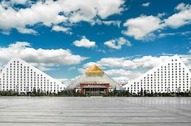 Intercontinental Lhasa Paradise, An Ihg Hotel