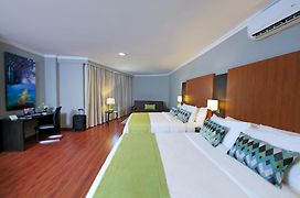 Aranjuez Hotel&Suites