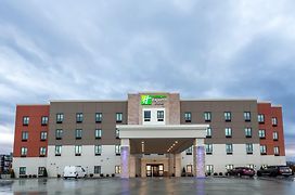 Holiday Inn Express & Suites - Columbus - Worthington, An Ihg Hotel