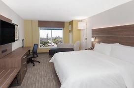 Holiday Inn Express & Suites Downtown Ottawa East, An Ihg Hotel