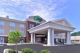 Holiday Inn Express & Suites New Martinsville, An Ihg Hotel