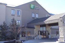 Holiday Inn Express Hotel Kansas City - Bonner Springs, An Ihg Hotel