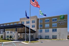 Holiday Inn Express & Suites - Southgate - Detroit Area, An Ihg Hotel