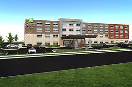 Holiday Inn Express & Suites - Forest Hill - Ft. Worth Se