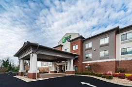 Holiday Inn Express & Suites Rocky Mount Smith Mountain Lake, An Ihg Hotel