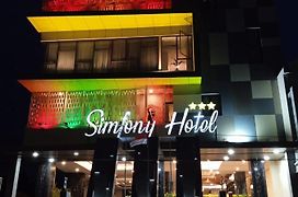 Hotel Simfony Alor