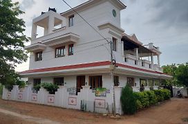 Shri Sai Baba Homestay - Eb Colony - Trichy