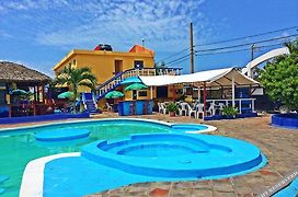 Hotel Sol Azul