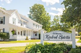 Kindred Spirits Country Inn And Cottages