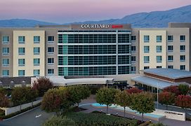 Courtyard By Marriott San Jose North/ Silicon Valley