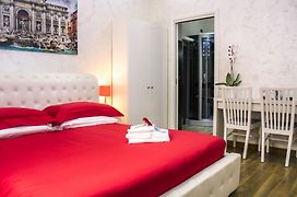 Luxury Rome Savini Guest House