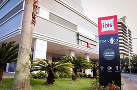 Ibis Sao Jose